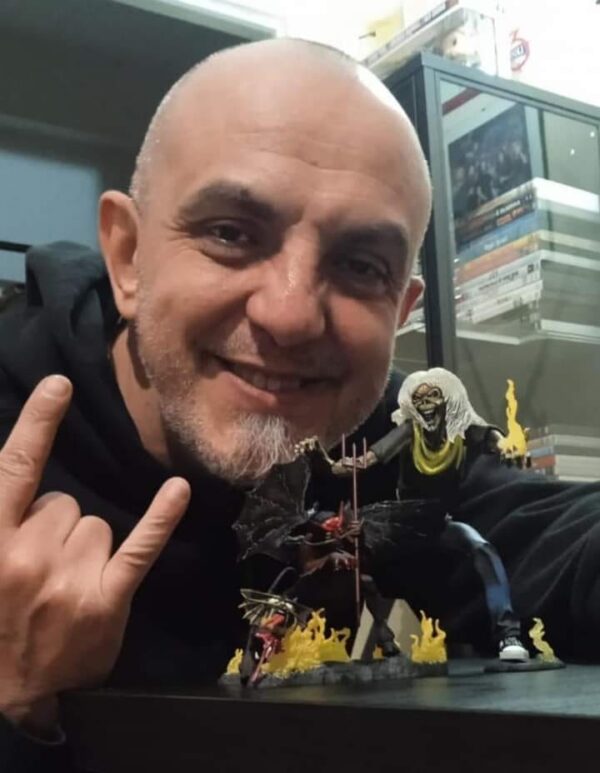 Iron Maiden - I miei compagni di viaggio di DAVIDE MIOTTO - COPIA AUTOGRAFATA - immagine 3